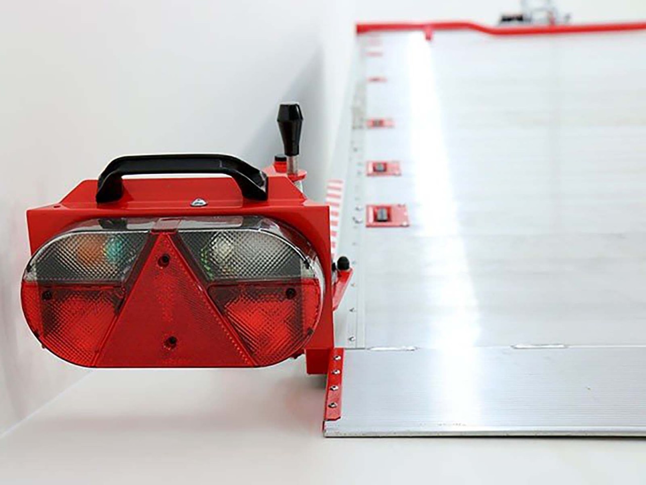 vezeko autotrailer race master maxi profi 209x502cm 3,0t|e winde neu vezeko autotrailer race master maxi profi 209x502cm 3,0t|e winde neu