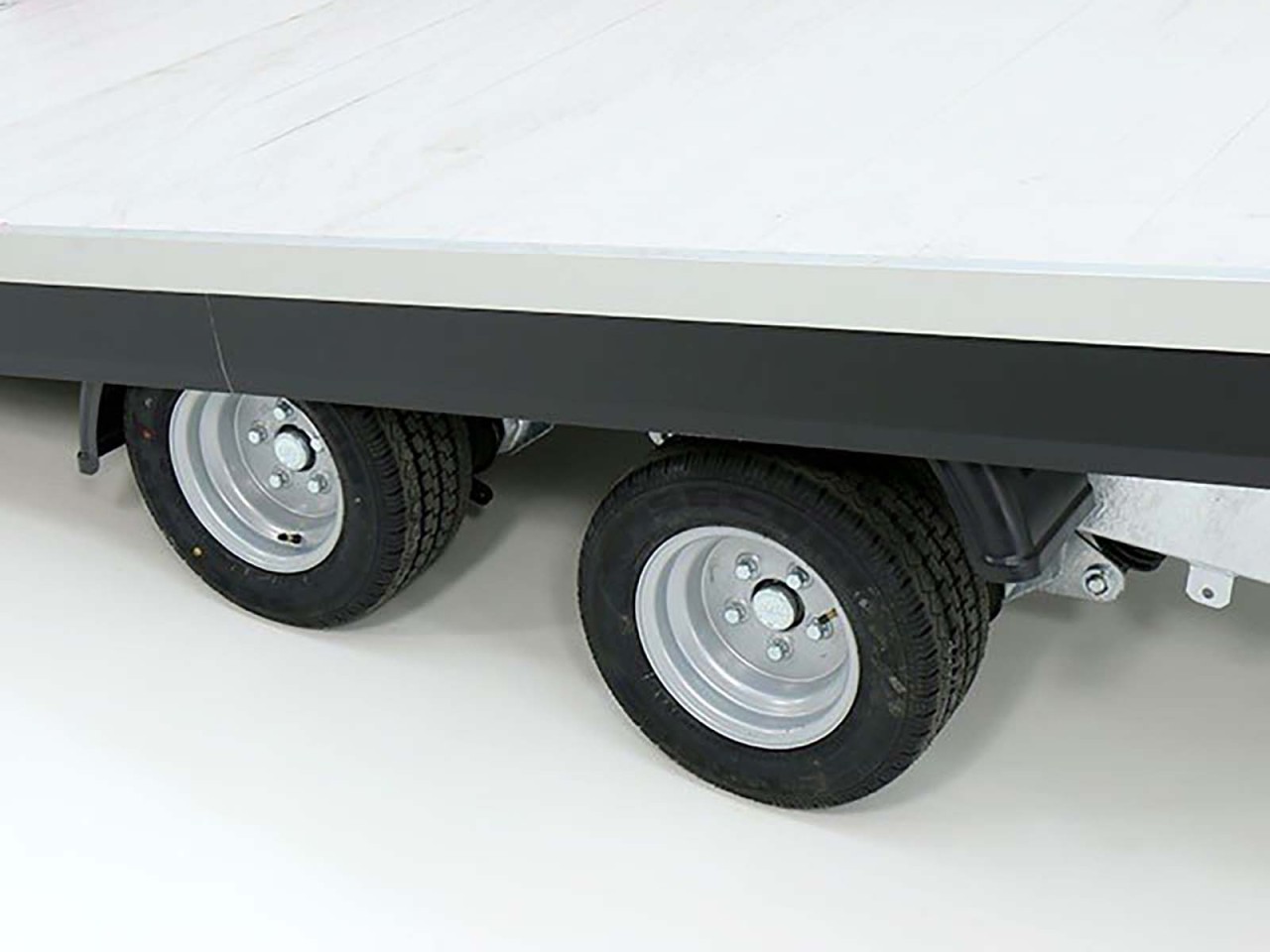 vezeko autotrailer race master maxi profi 209x502cm 3,0t|e winde neu vezeko autotrailer race master maxi profi 209x502cm 3,0t|e winde neu