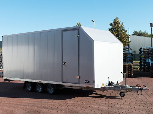 vezeko autotrailer cargo race master h210cm 3,5t|e winde|silber neu vezeko autotrailer cargo race master h210cm 3,5t|e winde|silber neu