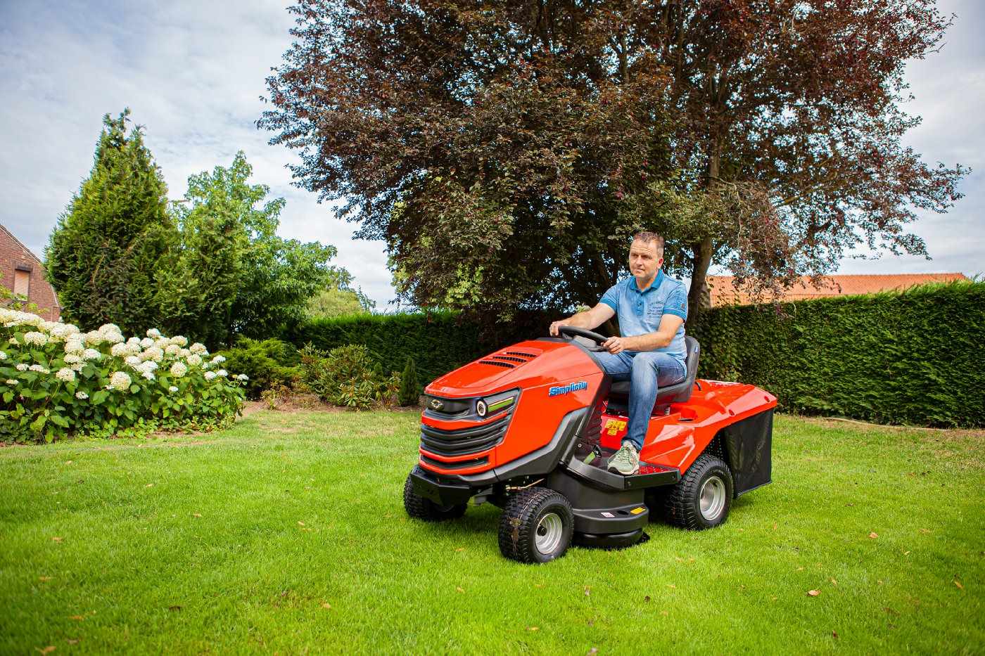 simplicity rasentraktor baron slc 92 – modell 2025 neu simplicity rasentraktor baron slc 92 – modell 2025 neu